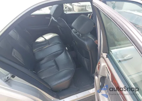 1997 Mercedes-Benz E 420 420 из США, поврежденный, VIN WDBJF72F5VA201857